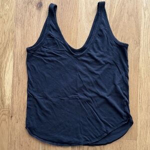 Everlane Air Cami